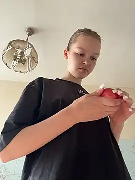 AshleyMur online show from 29, 7, 2026