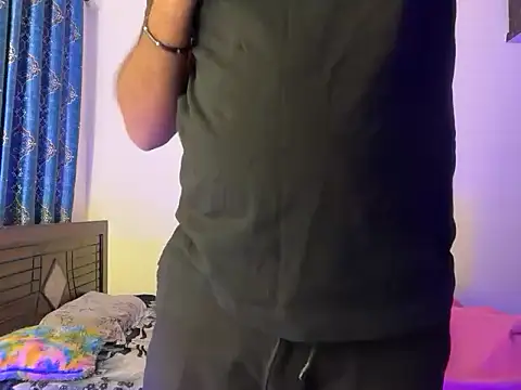 Snapshot of Ruthless_guyy chatting on 11, 2, 2026 Ruthless guyy online show from 11, 2, 2026