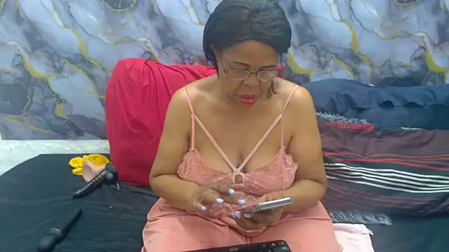 SEXY MATURExx online show from 6, 5, 2026