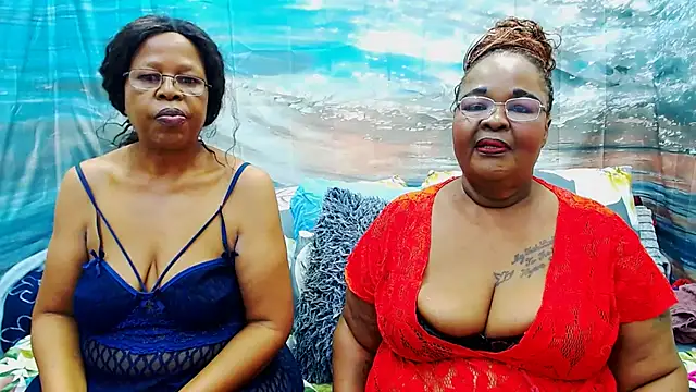Snapshot of SEXY_MATURExx chatting on 29, 6, 2026 SEXY MATURExx online show from 29, 6, 2026