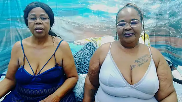 Snapshot of SEXY_MATURExx chatting on 5, 8, 2026 SEXY MATURExx online show from 5, 8, 2026
