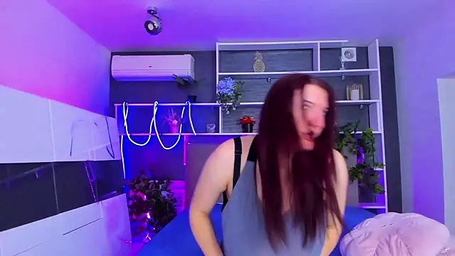StephieRousee online show from 4, 5, 2026