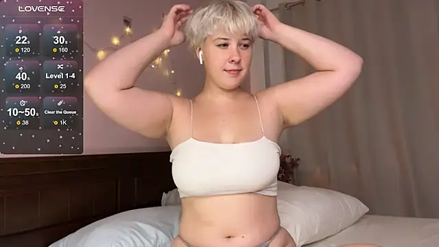 Snapshot of EvaSuunny chatting on 13, 3, 2026 EvaSuunny online show from 13, 3, 2026