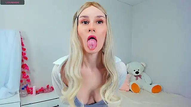 Snapshot of Kirawithvibe chatting on 23, 3, 2026 Kirawithvibe online show from 23, 3, 2026