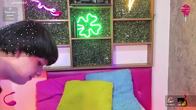 Hiddenhotcake online show from 5, 1, 2026