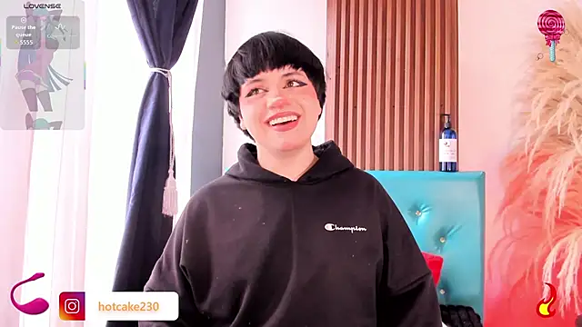 Hiddenhotcake online show from 2, 2, 2026