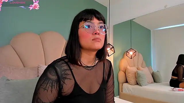 Snapshot of barbara_mmoon chatting on 16, 1, 2026 barbara mmoon online show from 16, 1, 2026