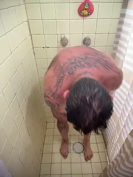 wolfbucker online show from 4, 3, 2026