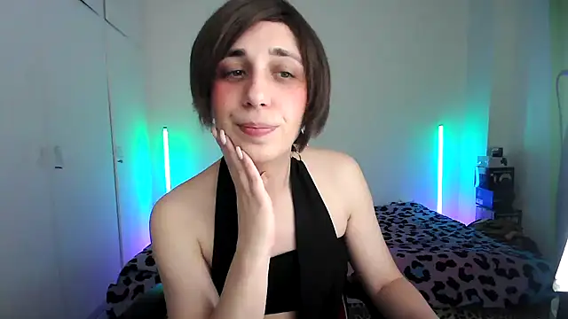 HoneyValentine online show from 30, 4, 2026