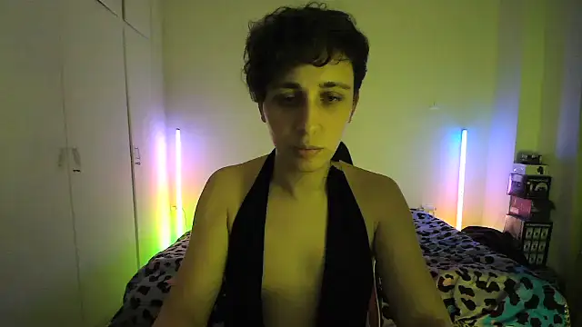 HoneyValentine online show from 20, 5, 2026