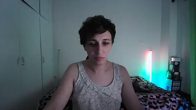 HoneyValentine online show from 18, 6, 2026