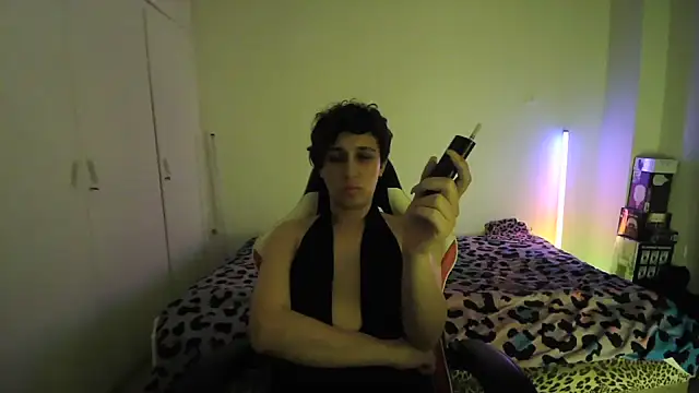 HoneyValentine online show from 19, 6, 2026