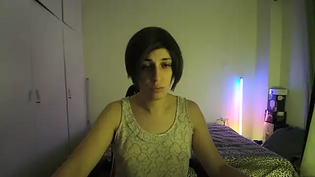 HoneyValentine online show from 22, 6, 2026