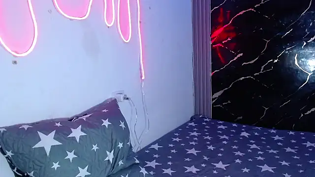 jamescurly00 online show from 15, 3, 2026