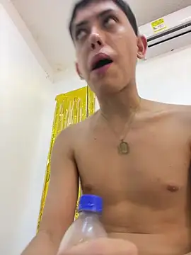 Iamcami  online show from 16, 3, 2026