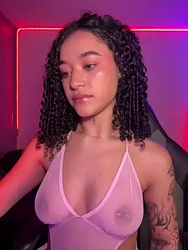 Snapshot of crystal_dlun chatting on 13, 1, 2026 crystal dlun online show from 13, 1, 2026