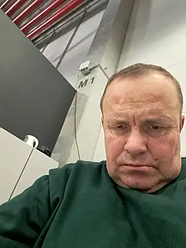 Snapshot of kanos71 chatting on 8, 1, 2026 kanos71 online show from 8, 1, 2026