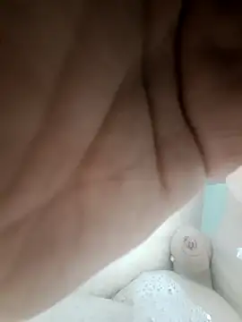 Snapshot of kanos71 chatting on 5, 2, 2026 kanos71 online show from 5, 2, 2026