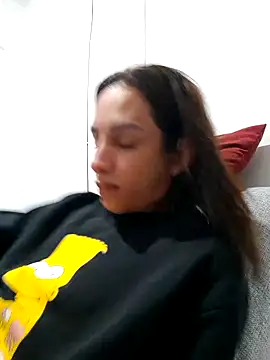 ofjuliaa online show from 12, 5, 2026