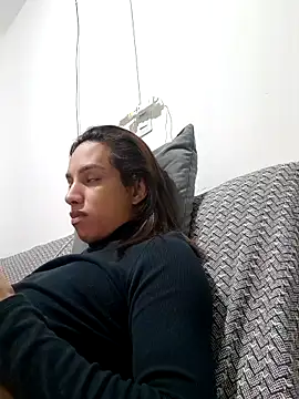 ofjuliaa online show from 22, 5, 2026