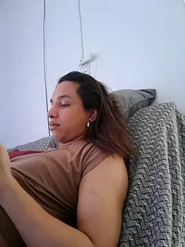 ofjuliaa online show from 5, 7, 2026