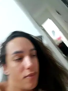 ofjuliaa online show from 10, 7, 2026