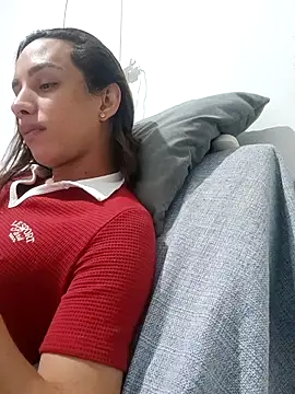 ofjuliaa online show from 31, 7, 2026