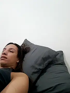ofjuliaa online show from 7, 8, 2026
