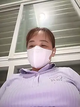 Lyna sexy24 online show from 30, 7, 2026