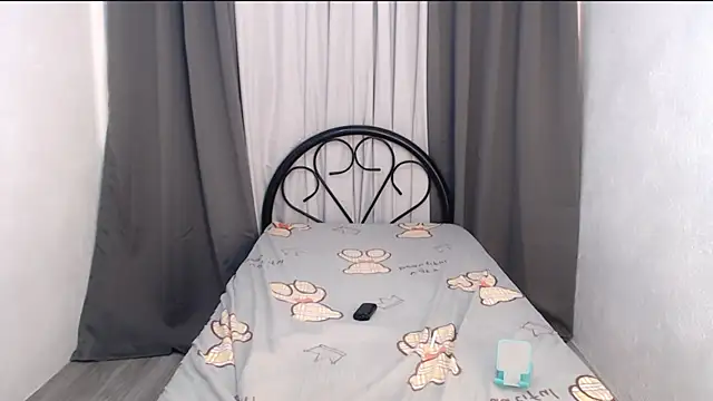 Snapshot of DivineCandy chatting on 21, 7, 2026 DivineCandy online show from 21, 7, 2026