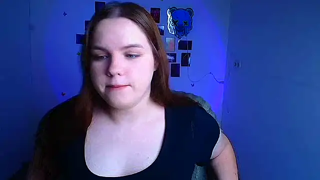 Snapshot of Kitty_Mia_Kitty chatting on 4, 3, 2026 Kitty Mia Kitty online show from 4, 3, 2026