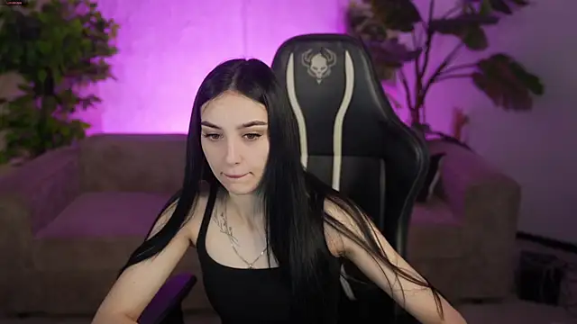 Mila Rose054 online show from 7, 5, 2026