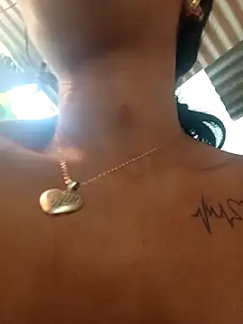 Snapshot of chikivivi- chatting on 11, 2, 2026 chikivivi- online show from 11, 2, 2026