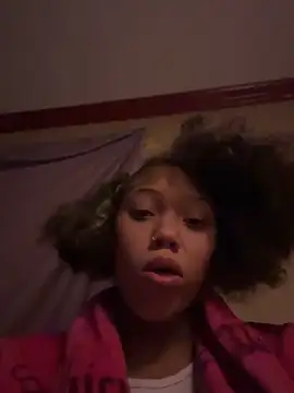 Snapshot of Tamiii420 chatting on 2, 2, 2026 Tamiii420 online show from 2, 2, 2026