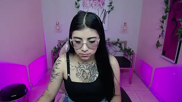 Adri gomez x online show from 13, 7, 2026