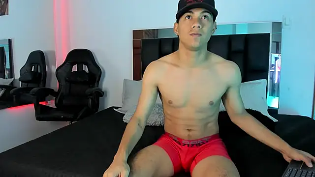 Liamsubtle01 online show from 5, 5, 2026