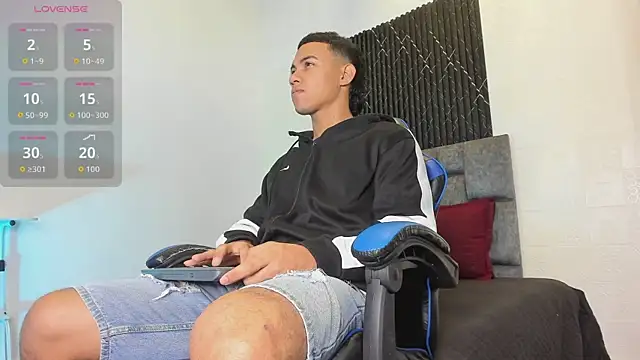 Liamsubtle01 online show from 23, 7, 2026
