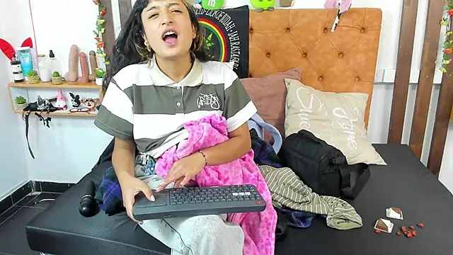 MeowMota  online show from 2, 7, 2026