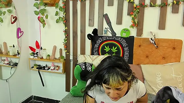 MeowMota  online show from 28, 7, 2026