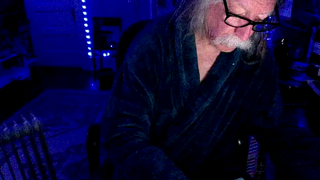 LickYourYoni online show from 30, 4, 2026