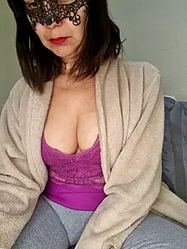larizinha2026 online show from 8, 7, 2026