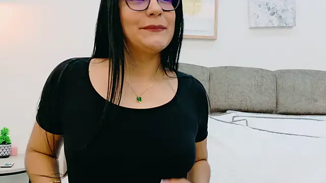 AlmaRose  online show from 1, 5, 2026