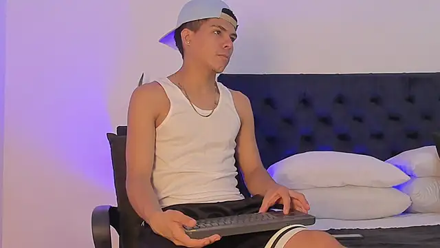 Marcus Moreno online show from 17, 3, 2026