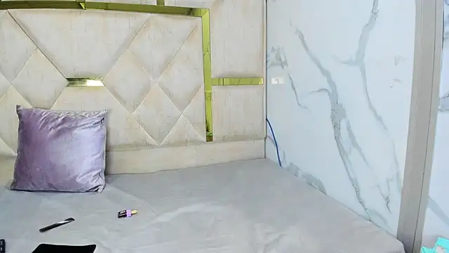 luisa girlssex online show from 9, 2, 2026