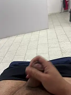 Snapshot of juansex93 chatting on 28, 2, 2025 juansex93 online show from 28, 2, 2025