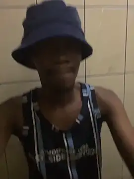 Snapshot of BigAndBeaut chatting on 5, 3, 2026 BigAndBeaut online show from 5, 3, 2026