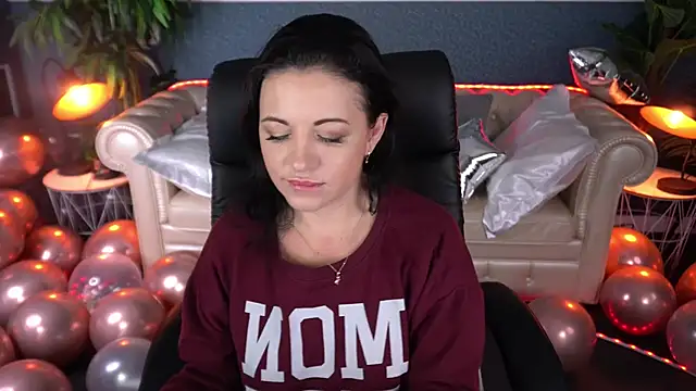 Snapshot of Dafni_Monn chatting on 3, 2, 2026 Dafni Monn online show from 3, 2, 2026