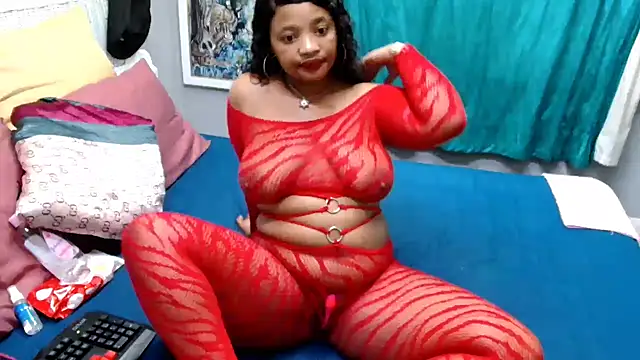 Snapshot of RoxyLuvxxx chatting on 18, 3, 2026 RoxyLuvxxx online show from 18, 3, 2026