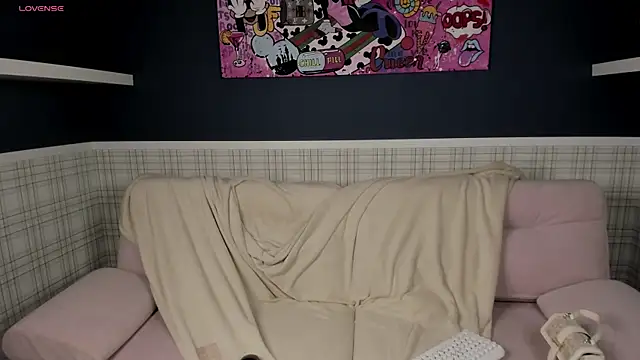 Snapshot of candy_fang chatting on 15, 6, 2026 candy fang online show from 15, 6, 2026