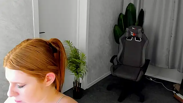 Sally Ange1 online show from 19, 4, 2026